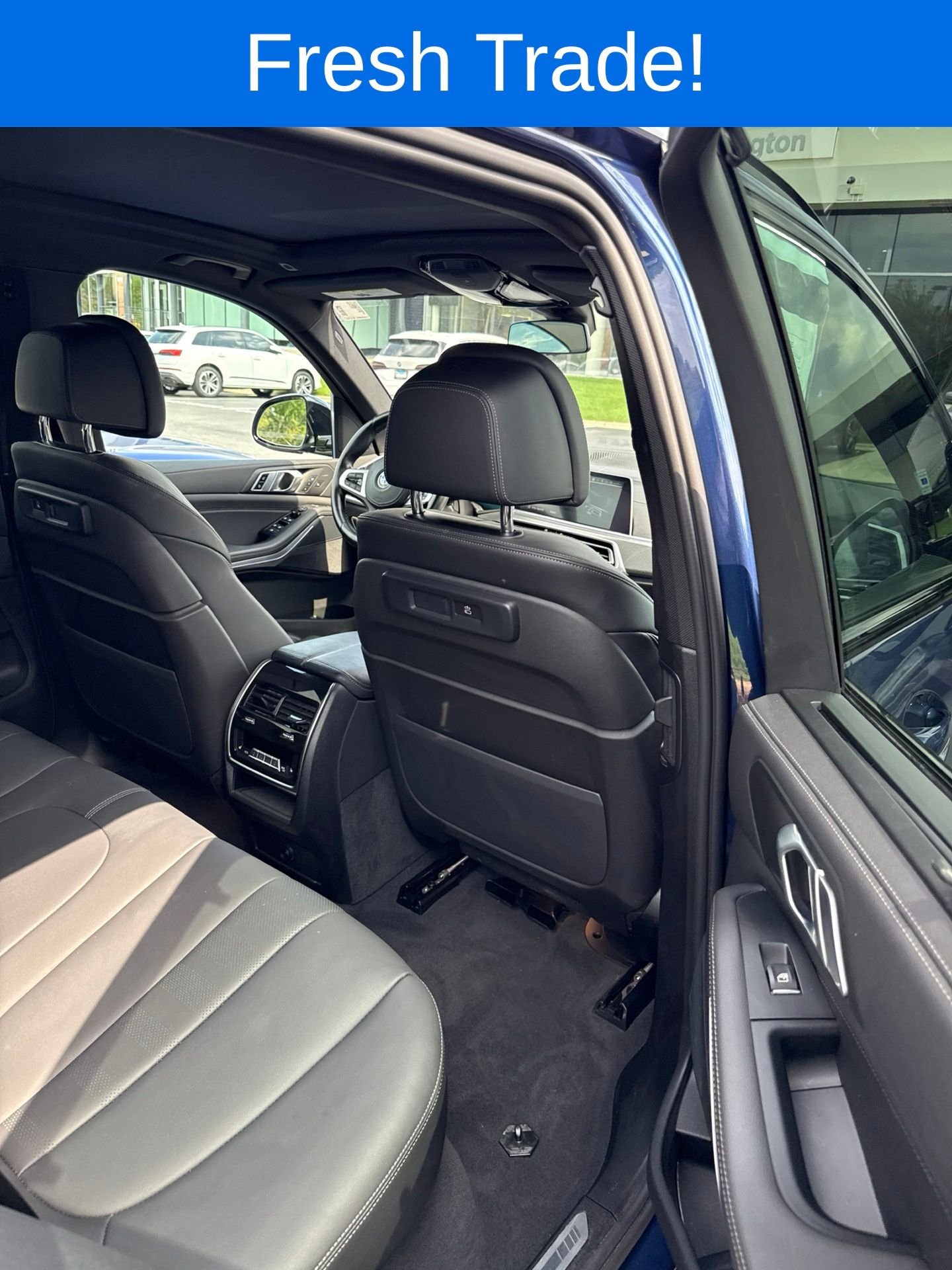 Used 2022 Blue BMW xDrive40i image 19