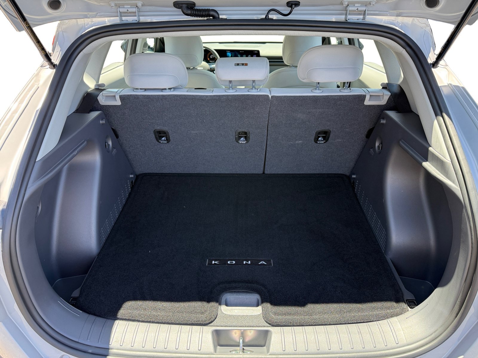 Certified Used 2025 Cyber Gray Metallic Hyundai SE image 17