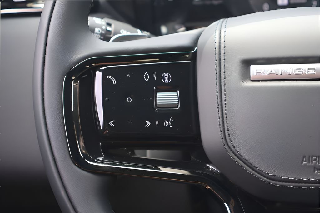 New 2026 Santorini Black Land Rover S image 19