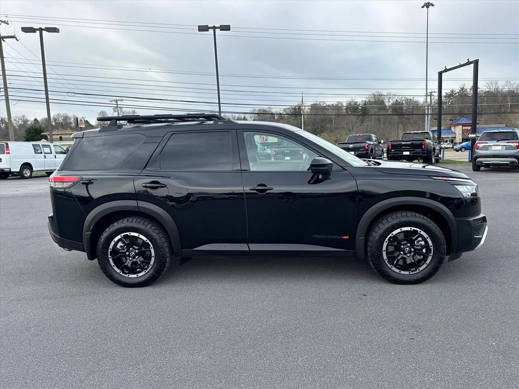 2025 Nissan Pathfinder Rock Creek - Photo 6