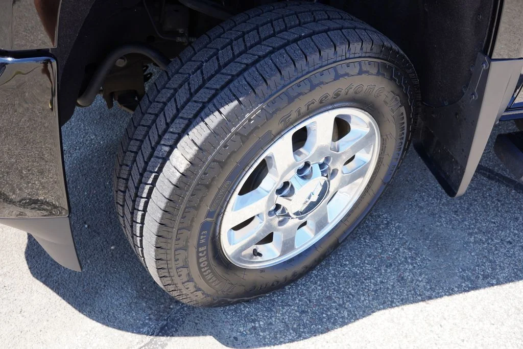 Used 2015 Black Chevrolet High Country image 13