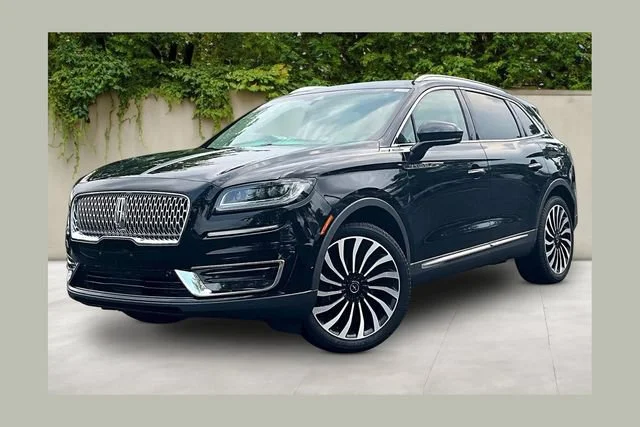 Used 2020  Lincoln Black Label image 1