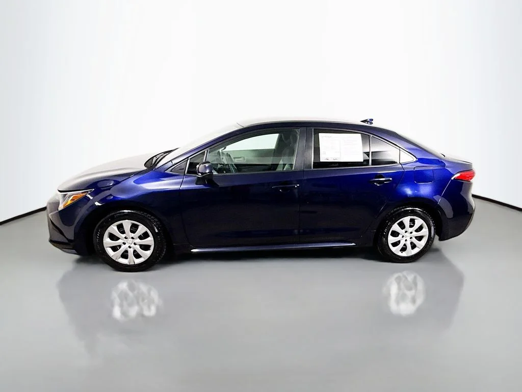 Used 2022 Blueprint Toyota LE image 4