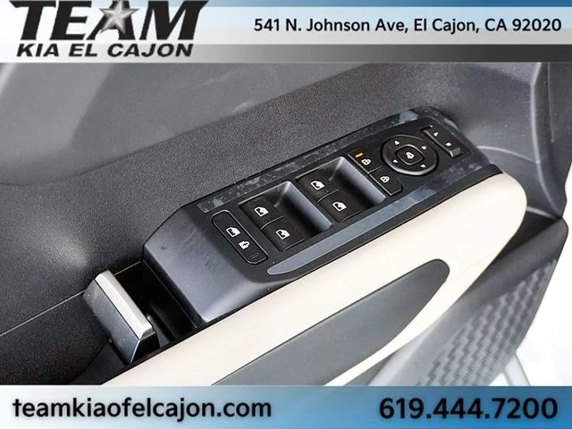 New 2027 Silver Kia EX image 30