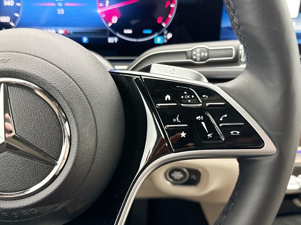 New 2026 MANUFAKTUR Ireland Mid Green Metallic Mercedes-Benz GLE 350 image 12