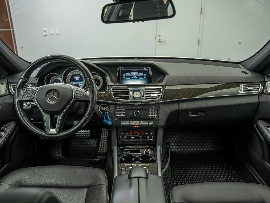 Used 2016 White Mercedes-Benz E 350 image 4