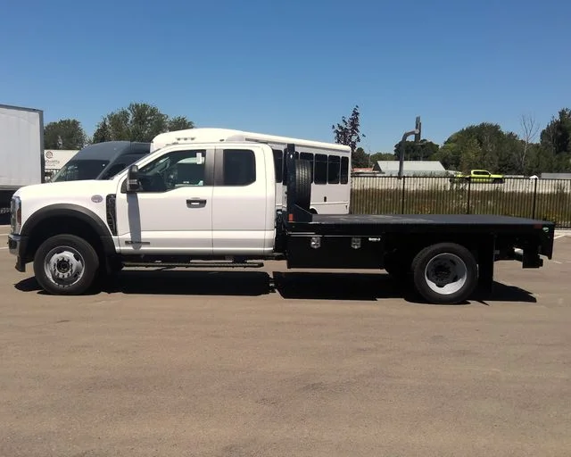 New 2026 Oxford White Ford XL image 3