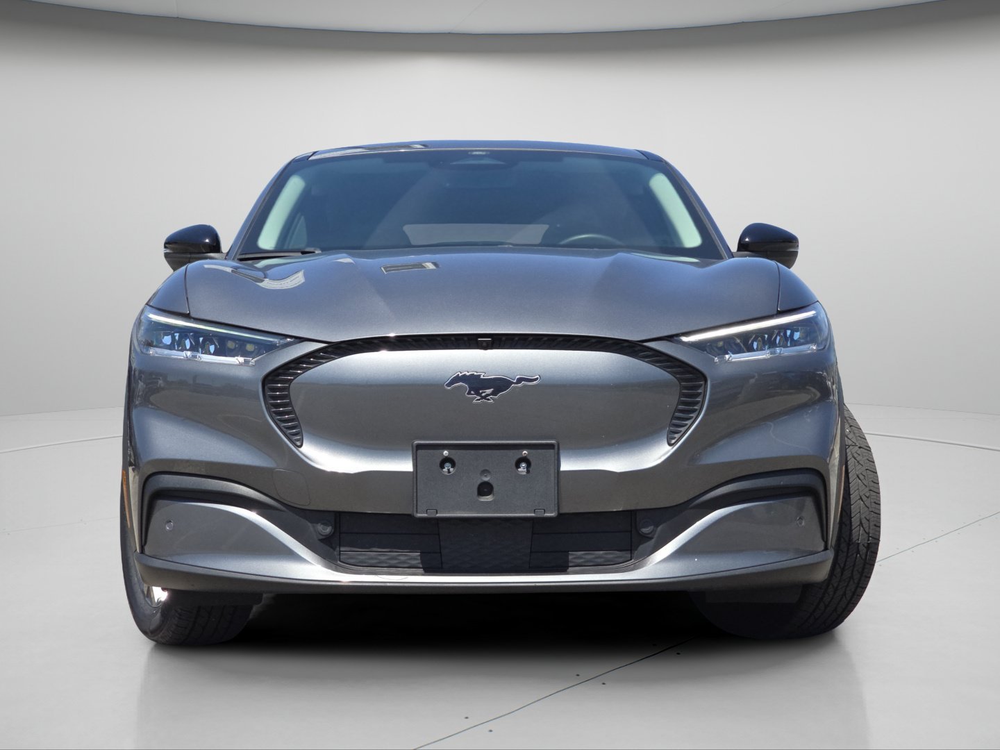 Used 2023 Gray Metallic Ford Select image 3