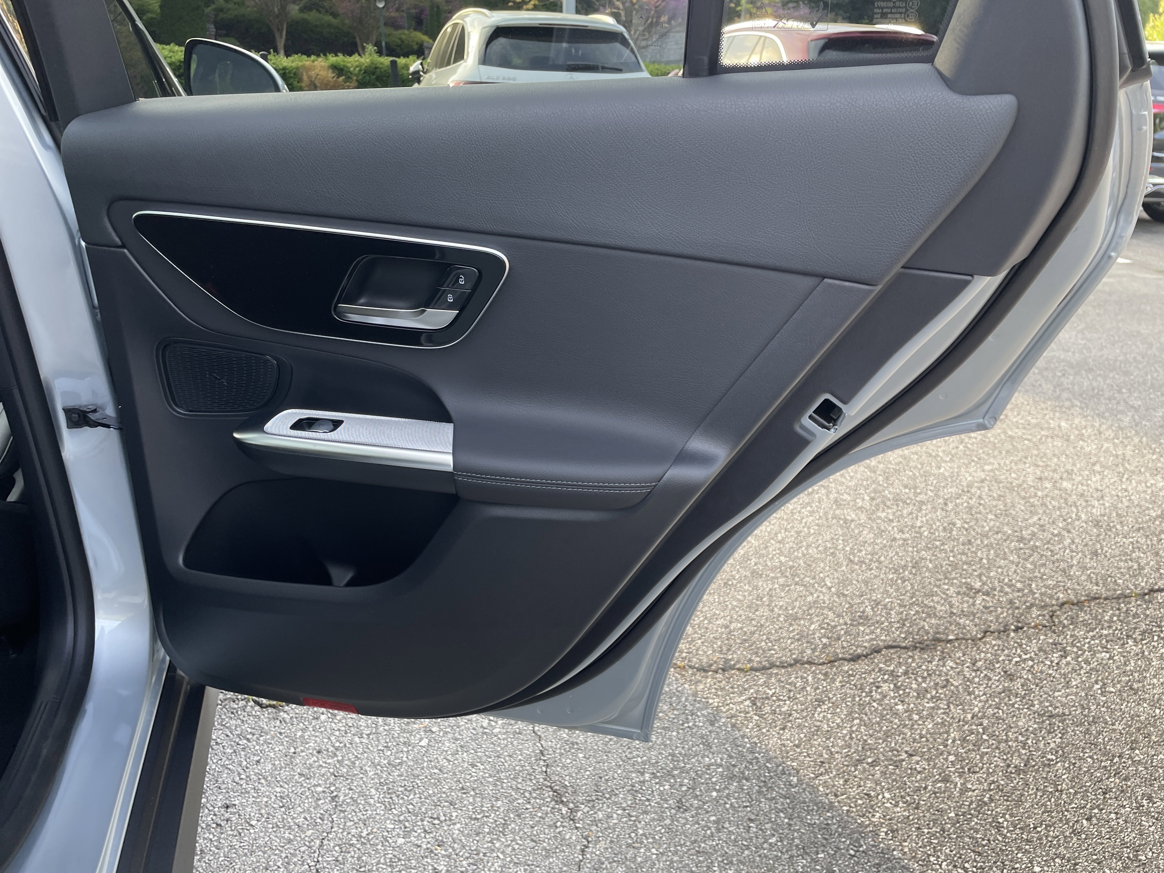 New 2026 Cirrus Silver Metallic Mercedes-Benz GLC 300 SUV image 38