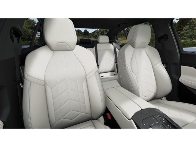 New 2027 Mineral White Metallic BMW 530i xDrive image 11