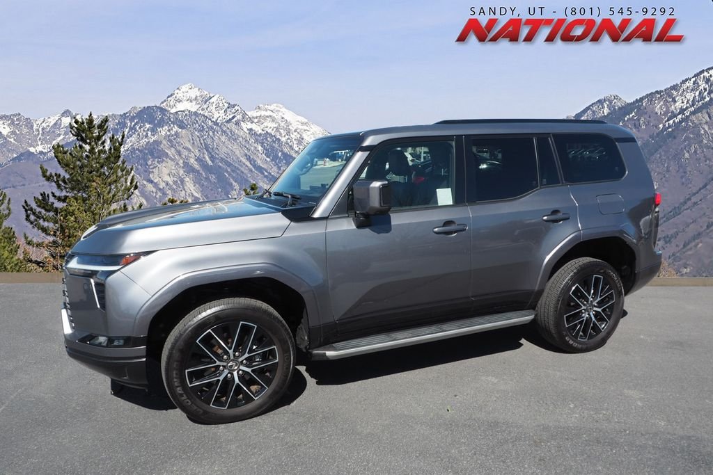 2024 Lexus GX 460 550 Premium's photo