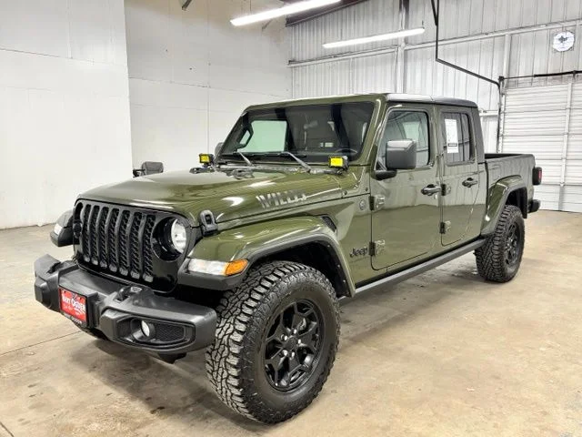 Used 2022 Green Jeep Willys image 3