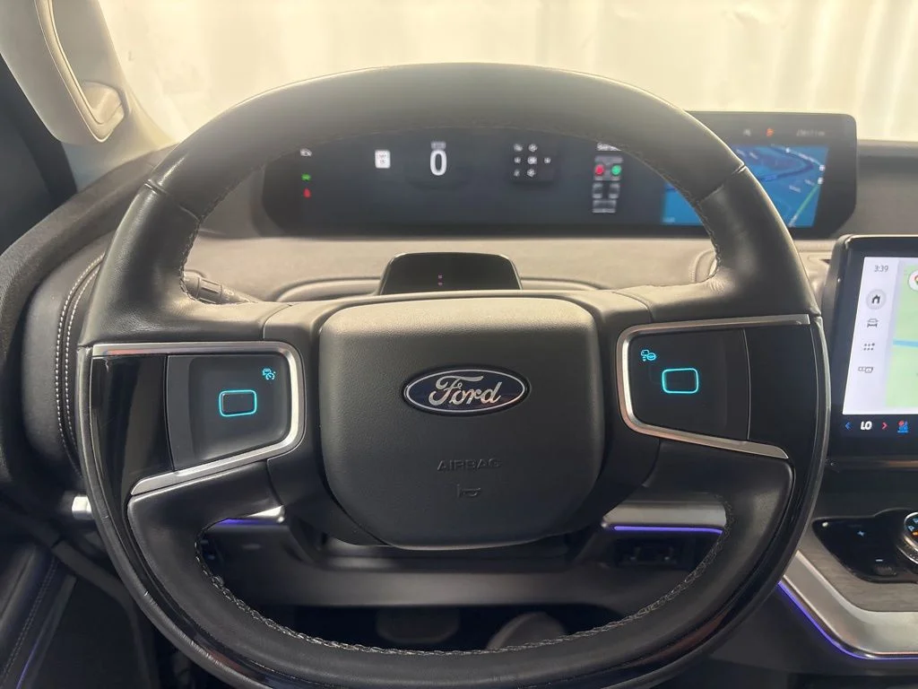 Used 2025 Black Ford Platinum image 17