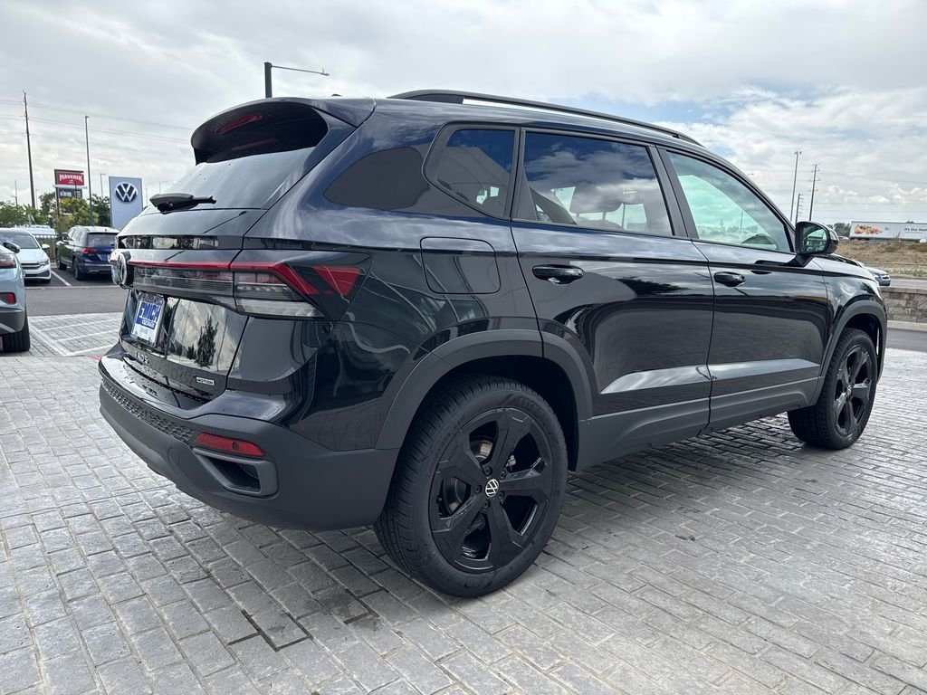 New 2026 Deep Black Pearl Volkswagen 1.5T SE Black image 5