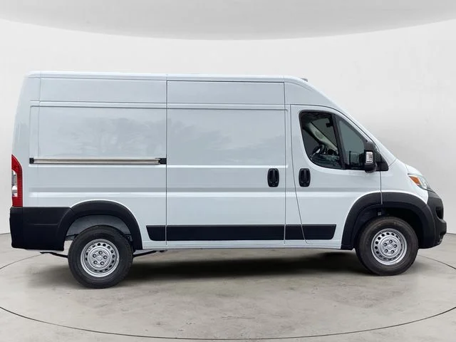 New 2026 Bright White Clearcoat Ram PROMASTER 2500 TRADESMAN CARGO VAN HIGH ROOF 136