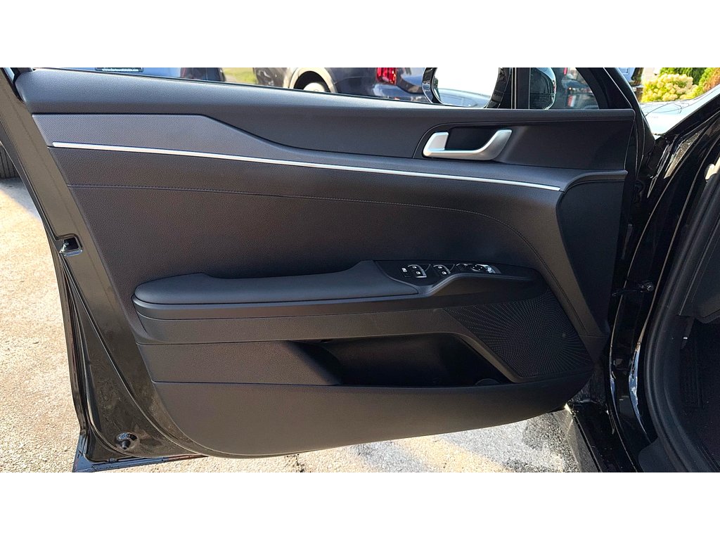 New 2026 Aurora Black Pearl Kia LXS FWD image 21