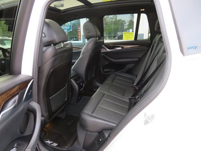 Used 2019 Alpine White BMW xDrive30i image 18