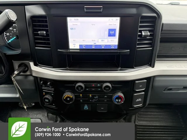 New 2026 Oxford White Ford XL image 26