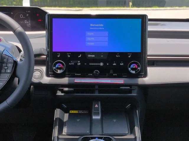New 2026 Wind Chill Pearl Toyota XLE image 18