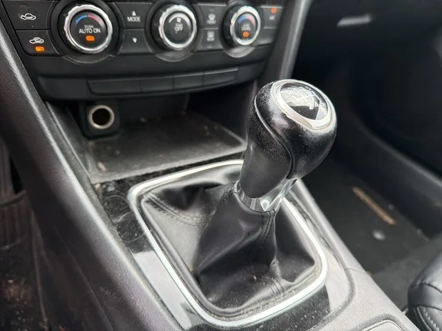 Used 2014 Blue Mazda i Touring image 18