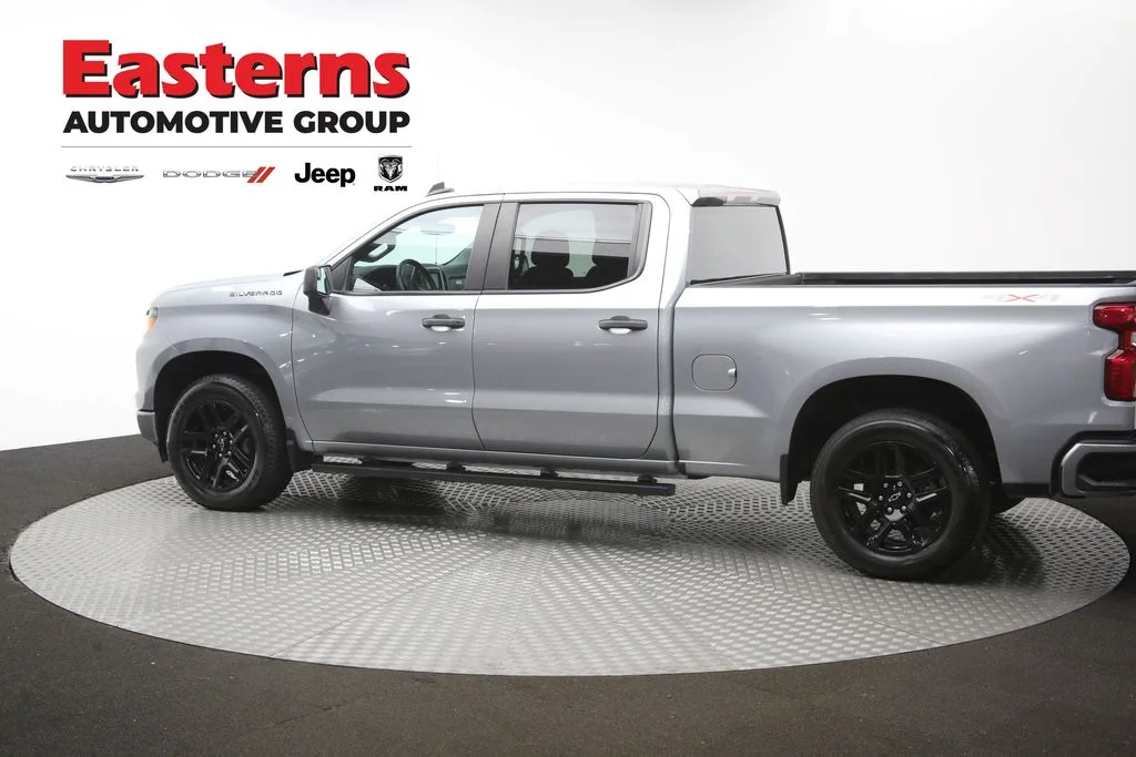 Used 2024 Gray Chevrolet Custom image 63