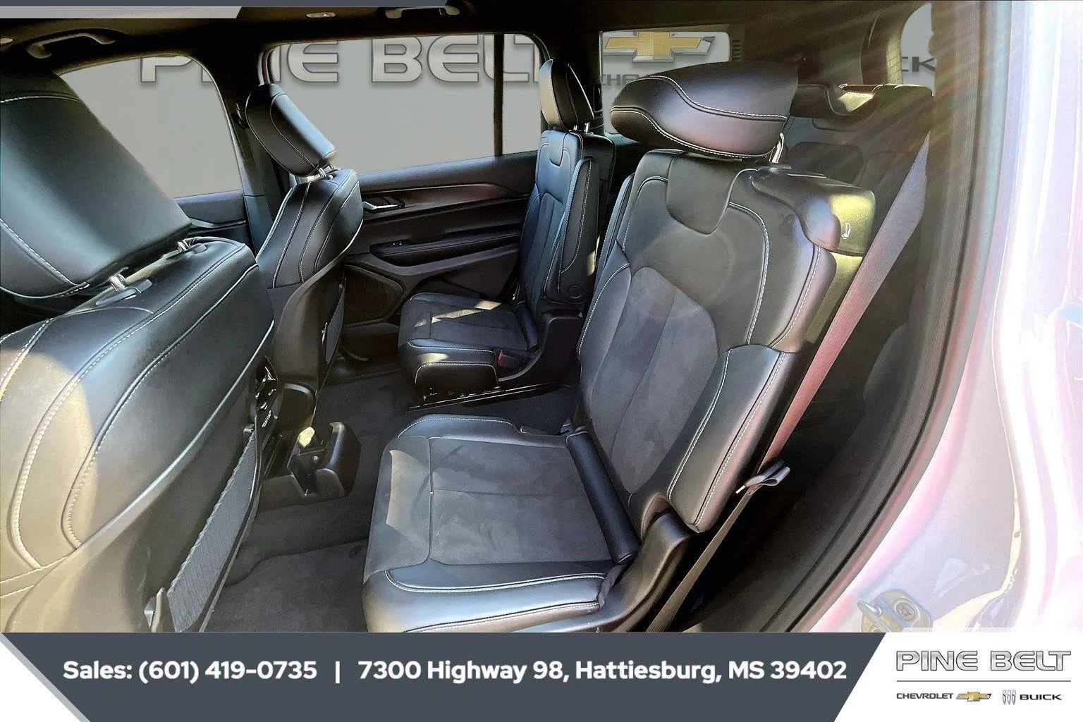 Used 2025 Bright White Clearcoat Jeep Altitude X image 19