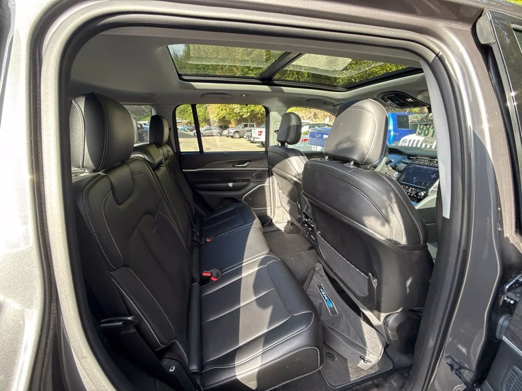 Used 2023 Baltic Gray Metallic Clearcoat Jeep 30th Anniversary image 11