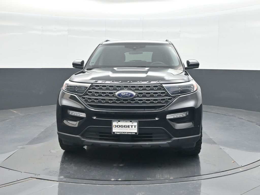 Used 2023 Black Ford XLT image 5
