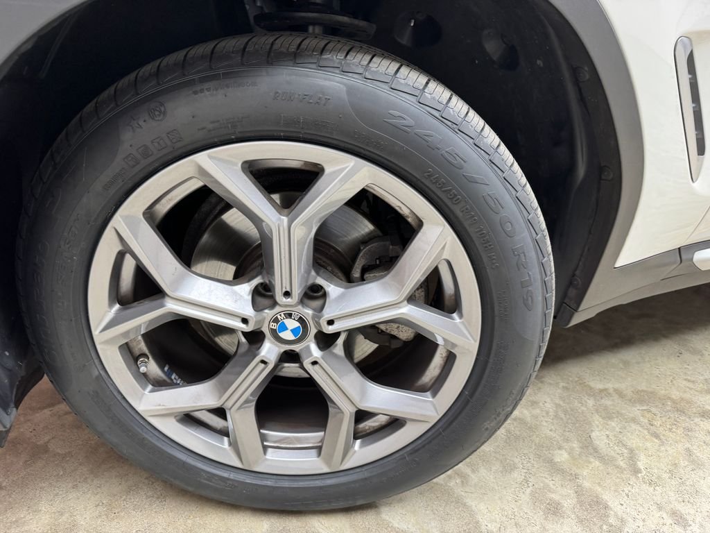 Certified Used 2023 White BMW xDrive30i image 28