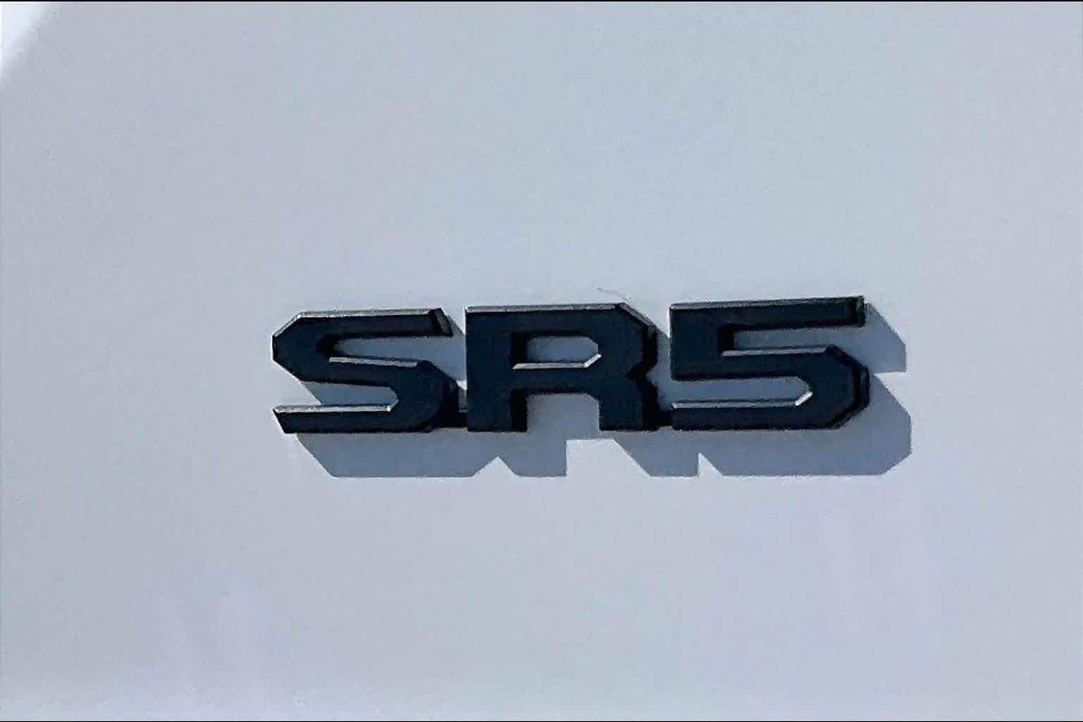 Used 2025 ICE CAP Toyota SR5 image 28