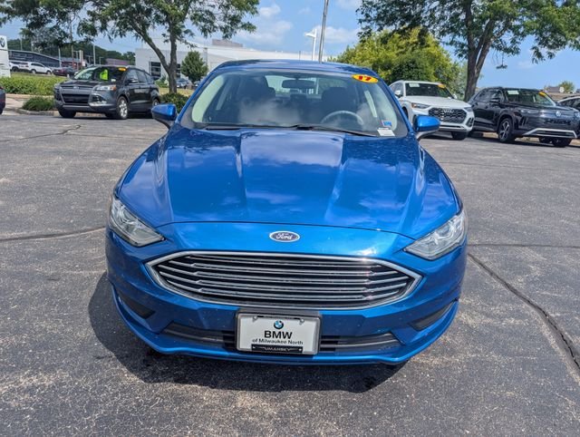 Used 2017 Lightning Blue Ford SE image 9