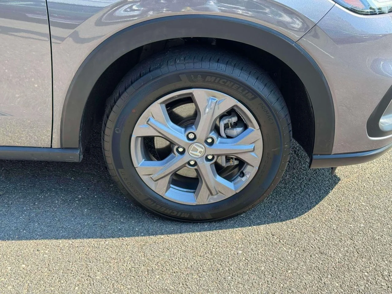 Used 2026 Gray Honda AWD LX image 9