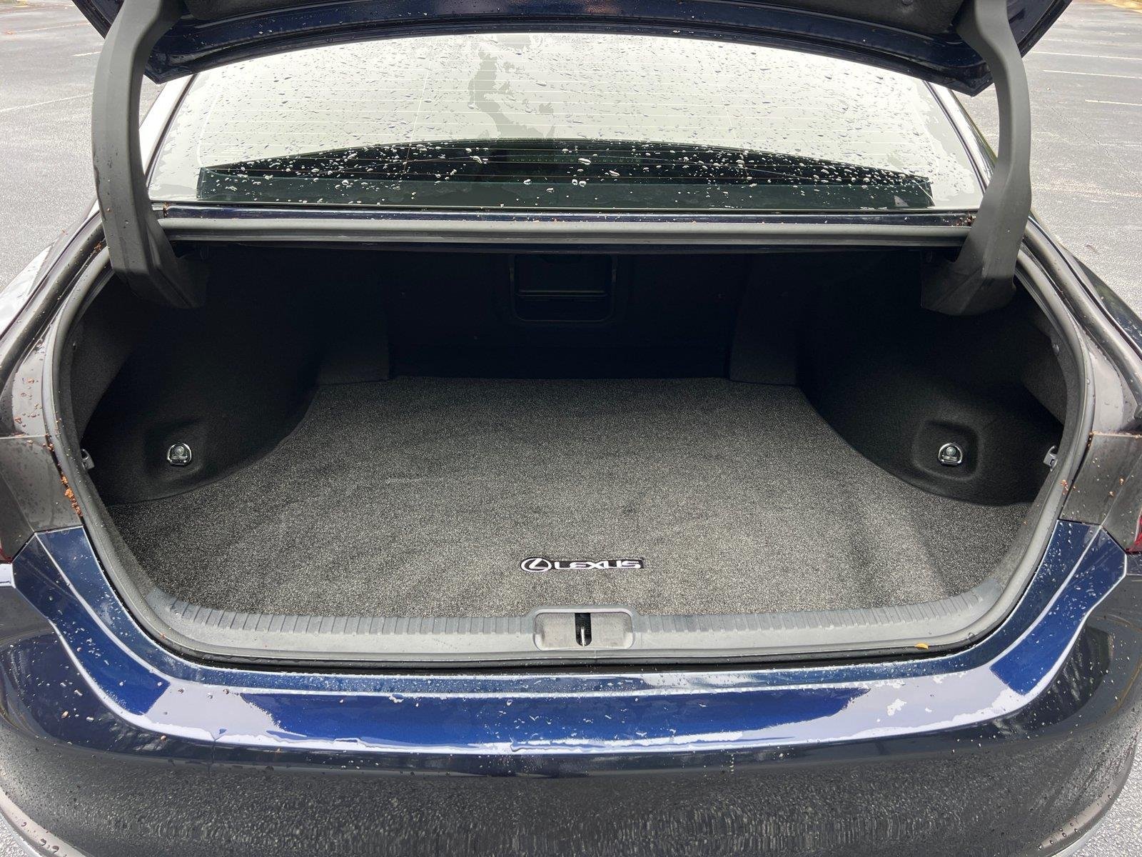 Used 2025 Nightfall Mica Lexus ES 300h image 18