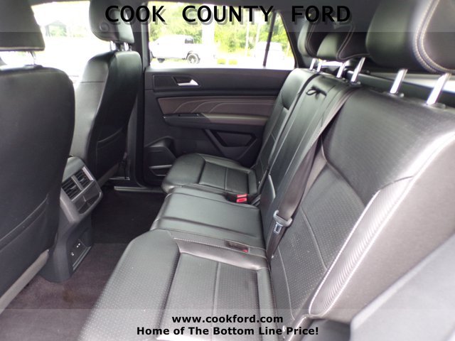 Used 2021 Pure Gray Volkswagen 2.0T SE w/Technology image 15