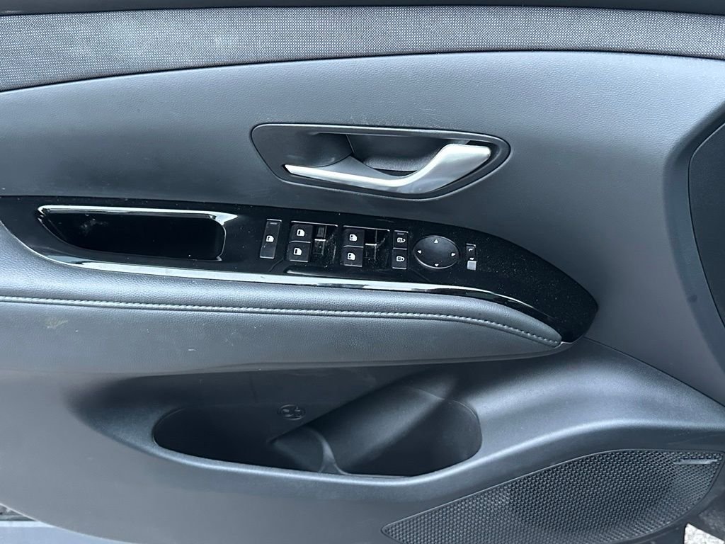 2025 Hyundai Tucson Limited - Photo 9