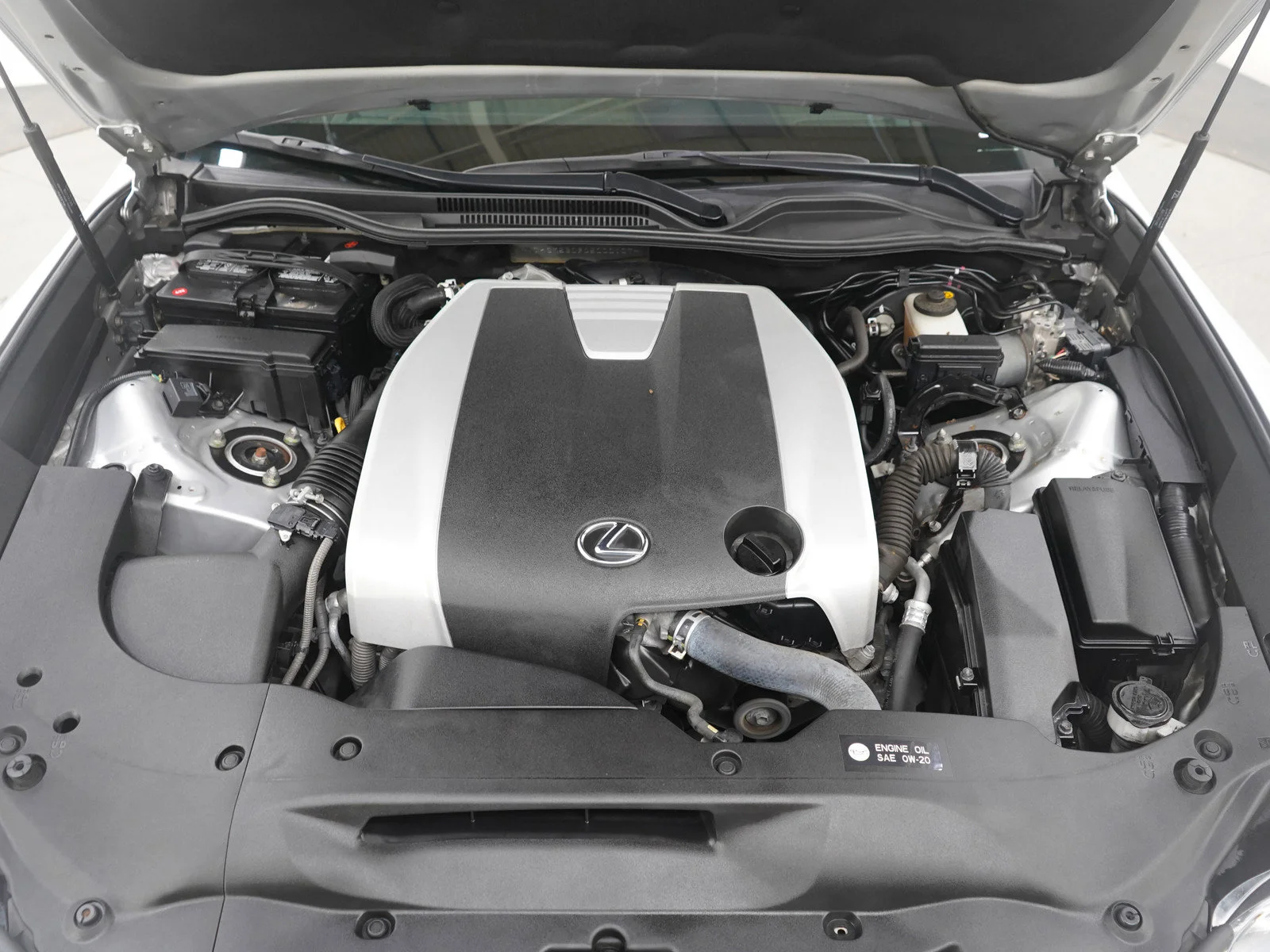 Used 2016 Silver Lexus 2dr Cpe image 27