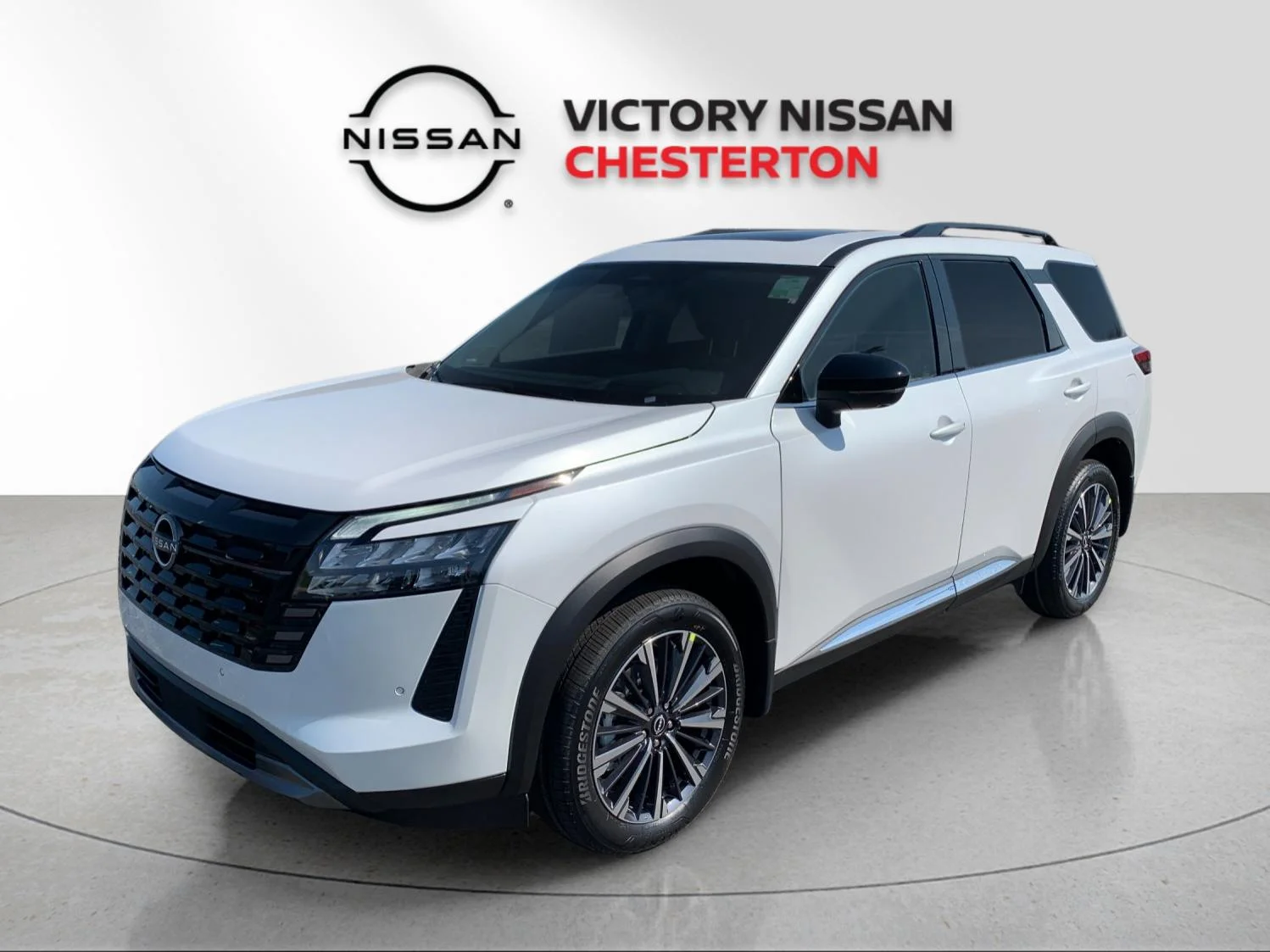 New 2026 Everest White Pearl TriCoat Nissan Platinum image 1