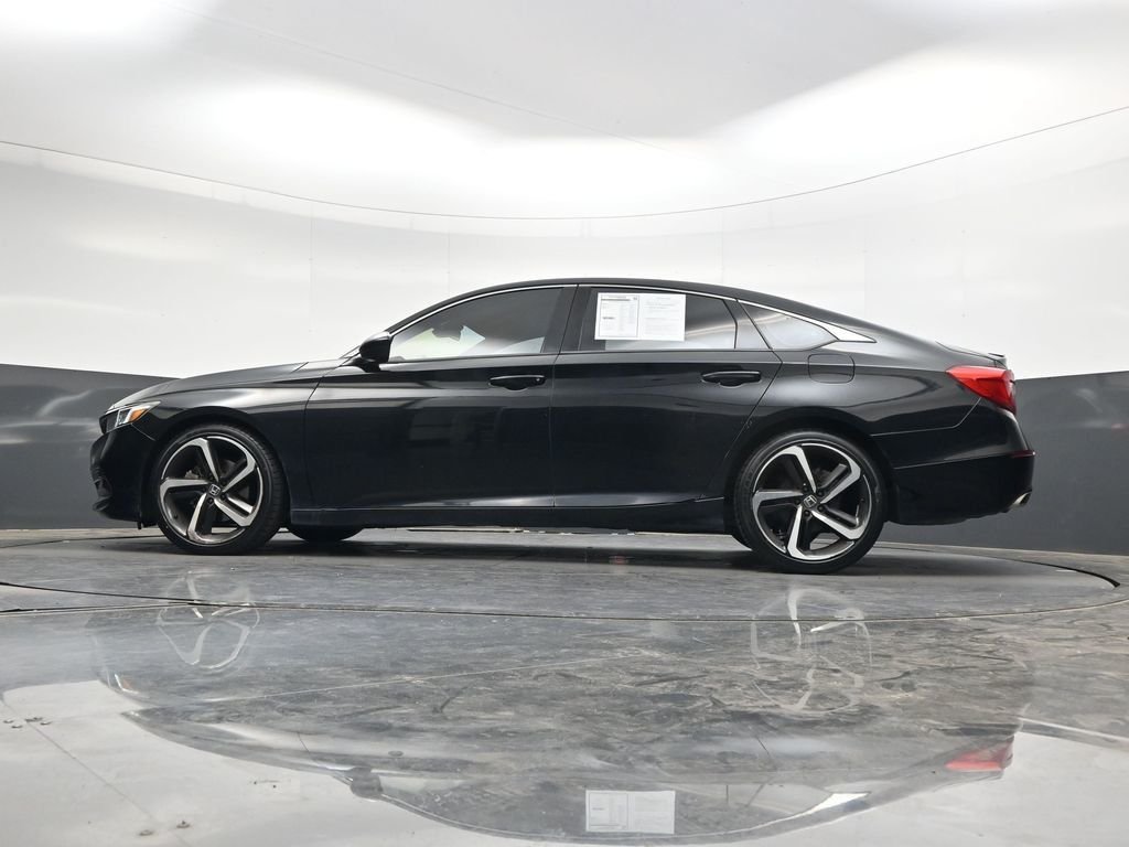 Used 2018  Honda Sport image 43
