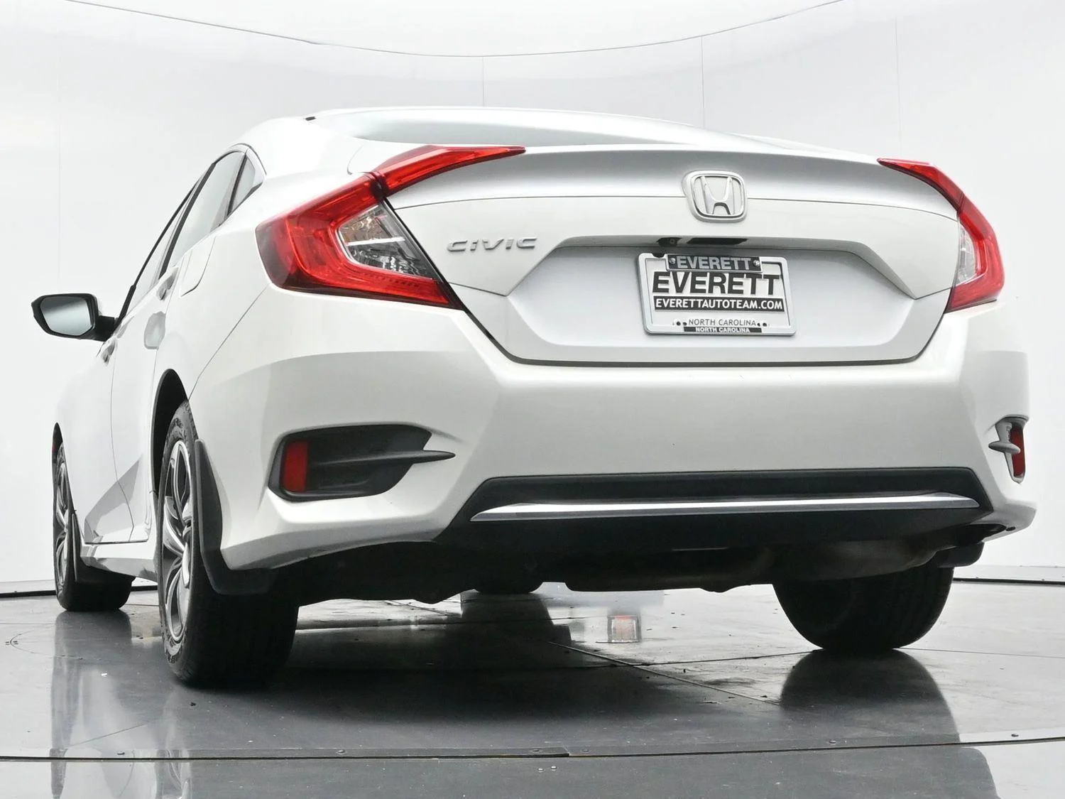 Used 2020 Platinum White Pearl Honda LX image 43