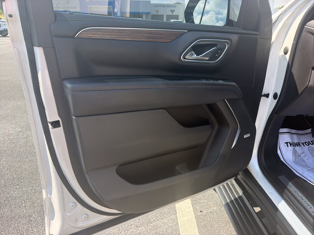Used 2021 Beige Chevrolet High Country image 12