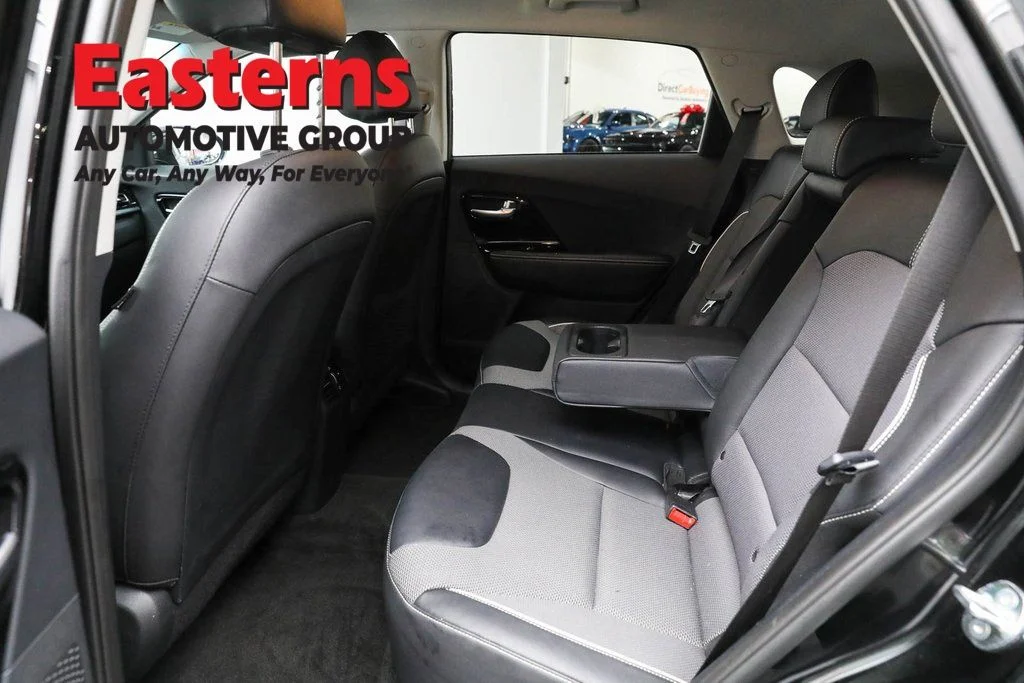 Used 2021 Black Kia EX image 22