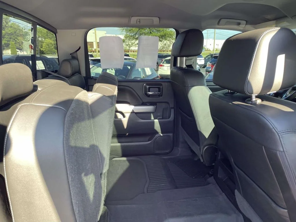 Used 2018 CAJUN RED TINTCOAT Chevrolet LTZ image 10