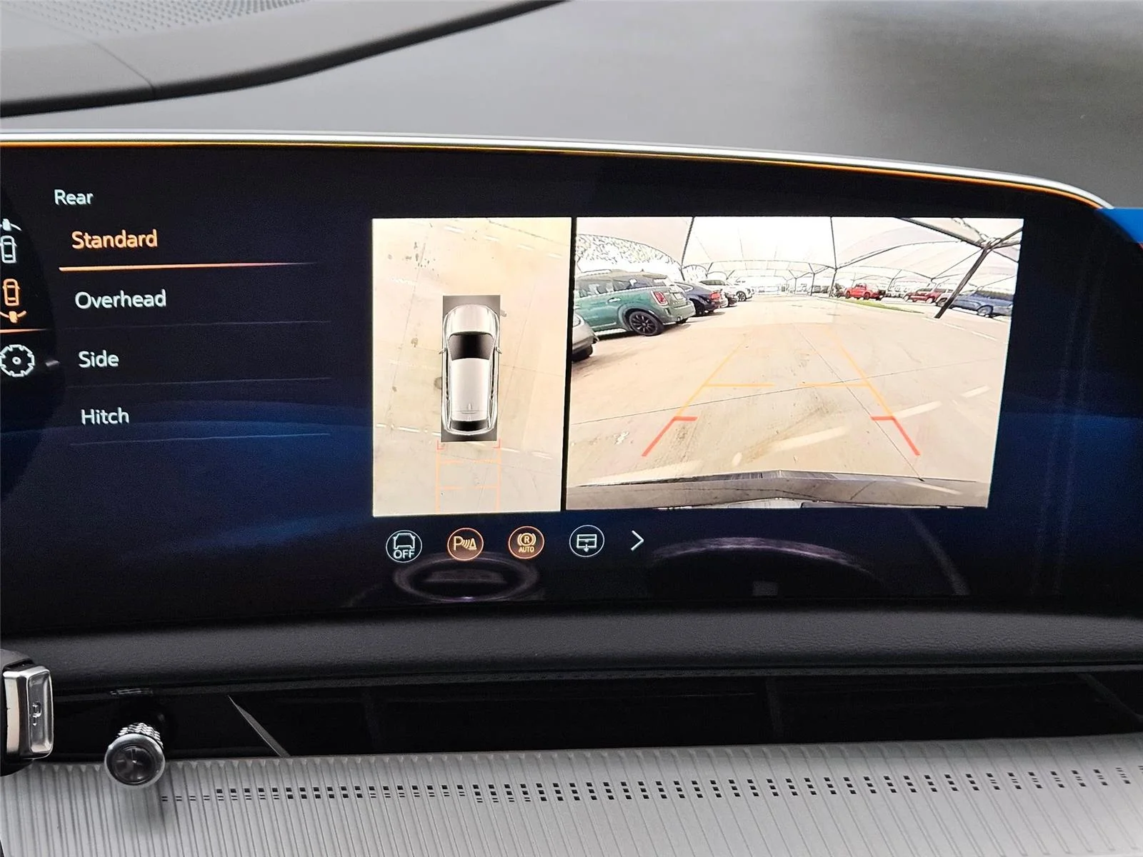 2026 Cadillac OPTIQ Sport - Photo 17