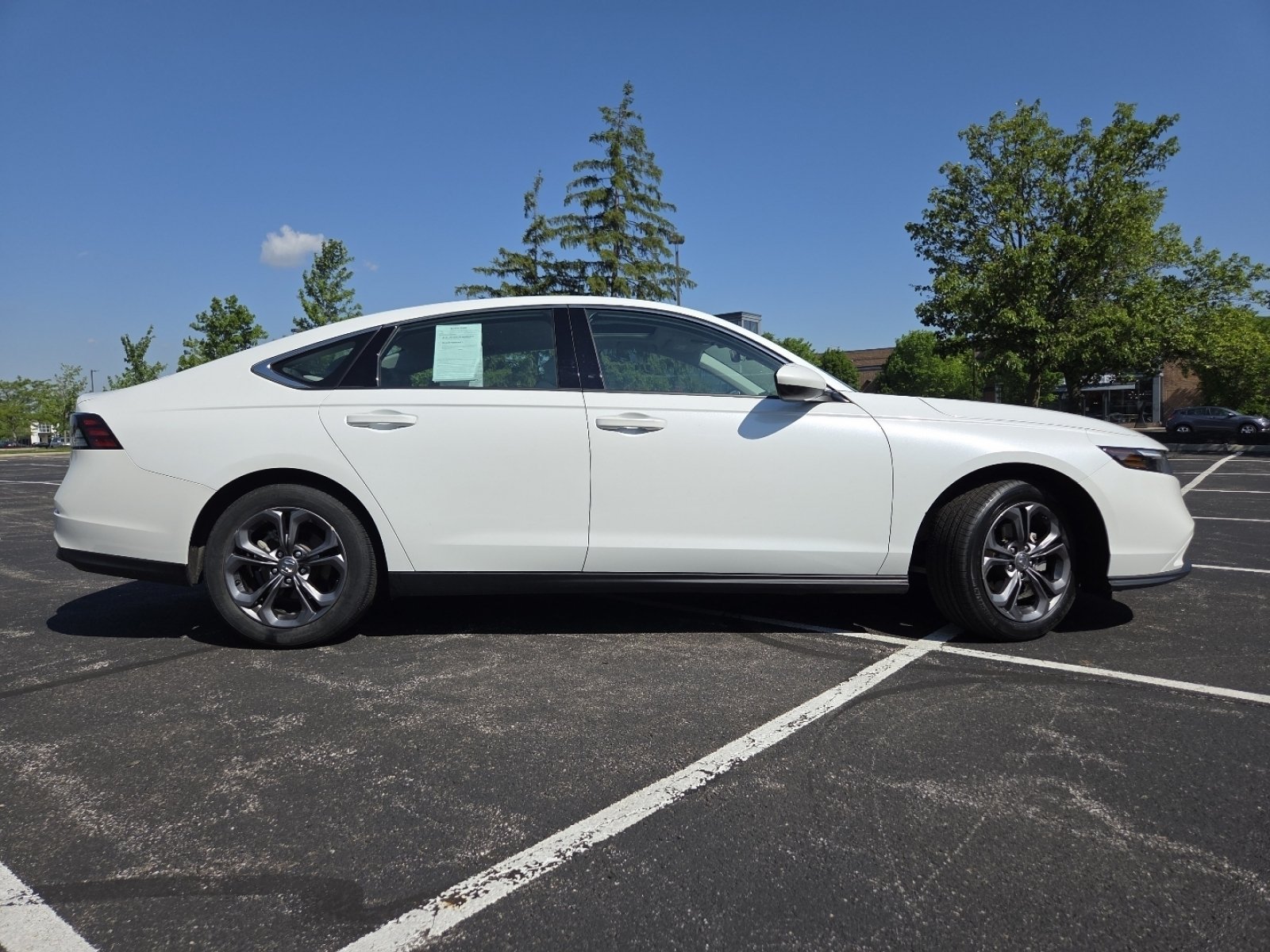 2023 Honda Accord EX - Photo 21
