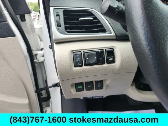 Used 2015 White Nissan SV image 16