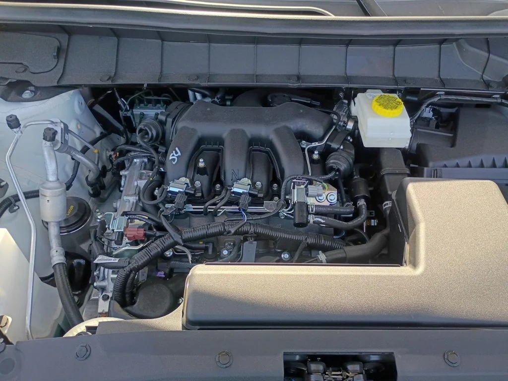 New 2026 Everest White Pearl TriCoat Nissan SV image 32