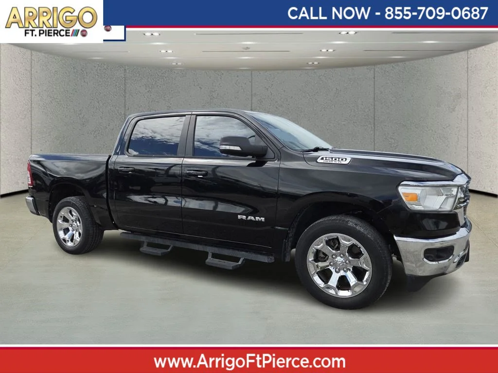 2021 RAM 1500 Big Horn/Lone Star 4x4 Crew Cab 5'7's photo