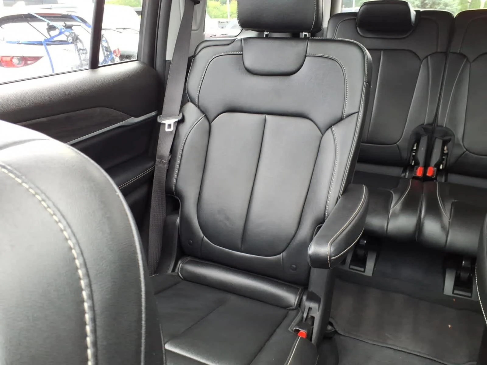 Used 2023 Silver Zynith Jeep Limited image 18