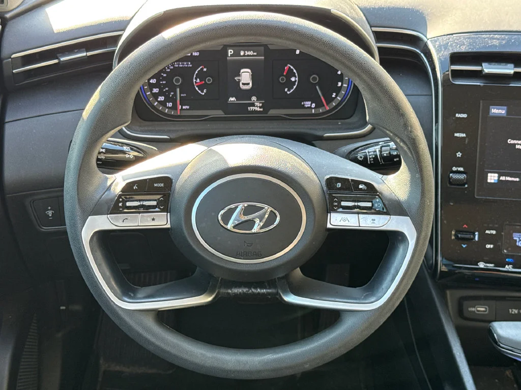 Used 2024 Hampton Gray Hyundai SEL image 14