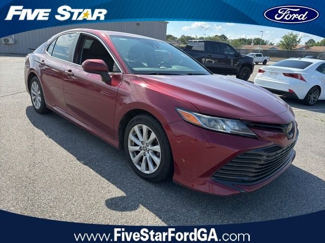 2020 Toyota Camry 2.5 Auto LE's photo